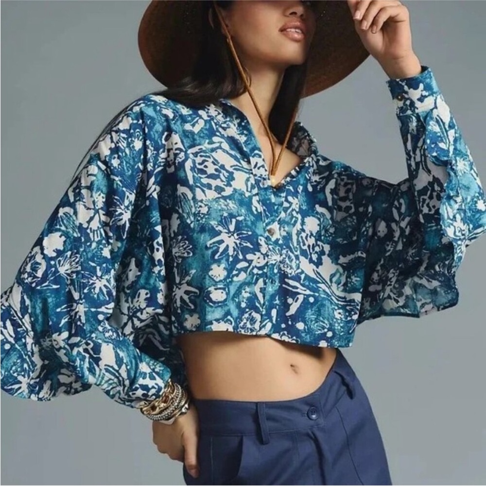 Anthropologie‎ Pilcro Crop Batwing Blouse Blue Floral Size Small